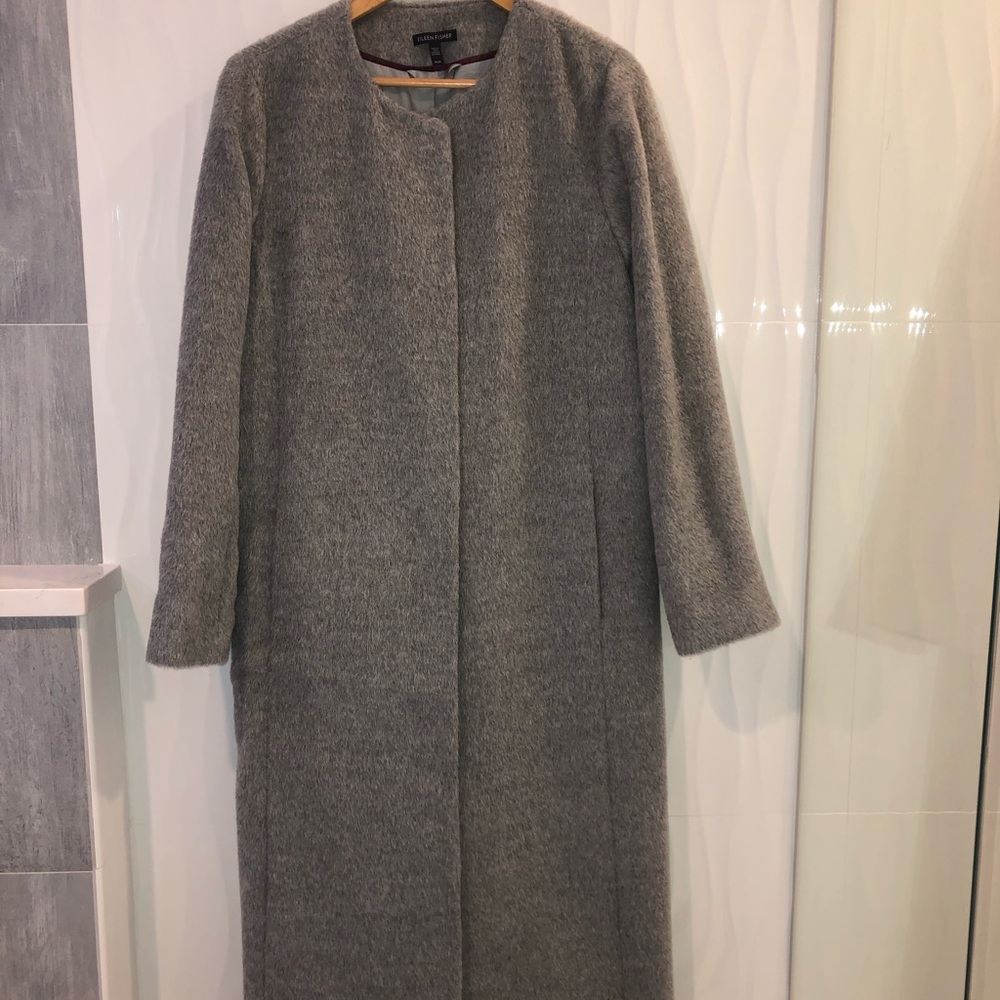 SOLD! New Eileen Fisher Suri Alpaca Coat in Grey - Picture 6 of 8